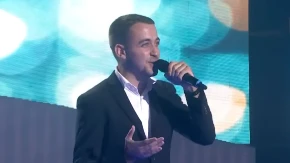 Banjalučanin Saša Stojaković večeras u velikom finalu „Zvezda Granda“: Cecin kandidat bori se za pobjedu