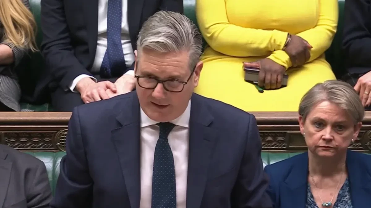 Premijer Velike Britanije podnio ostavku