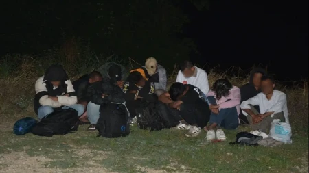 Uhvaćeni na djelu: Zvornička policija uhapsila trojac zbog ilegalnog prebacivanja ljudi preko Drine (FOTO)