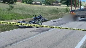 Nesreća između Drvara i Bosanskog Petrovca: Saobraćaj potpuno obustavljen, sumnja se da ima stradalih