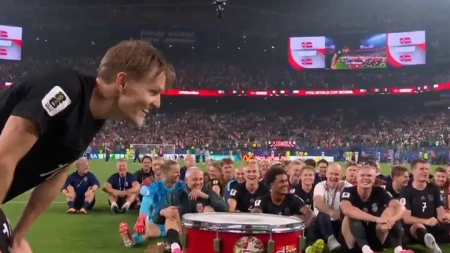 Poput Vikinga: Norvežani "zaveslali" nakon trijumfa nad Senegalom (VIDEO)