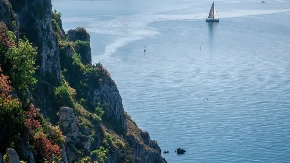 Pravilo na plaži u Trstu izazvalo raspravu: "Kao da živite u srednjem vijeku"