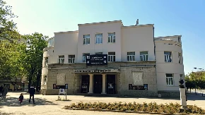 Vrućine mijenjaju repertoar: Odgođene predstave u banjalučkim pozorištima