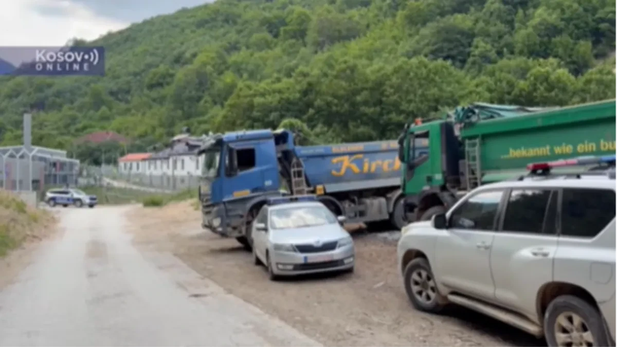 Kurtijev teror ne prestaje: Počelo rušenje srpskih vikendica na jezeru Gazivode!