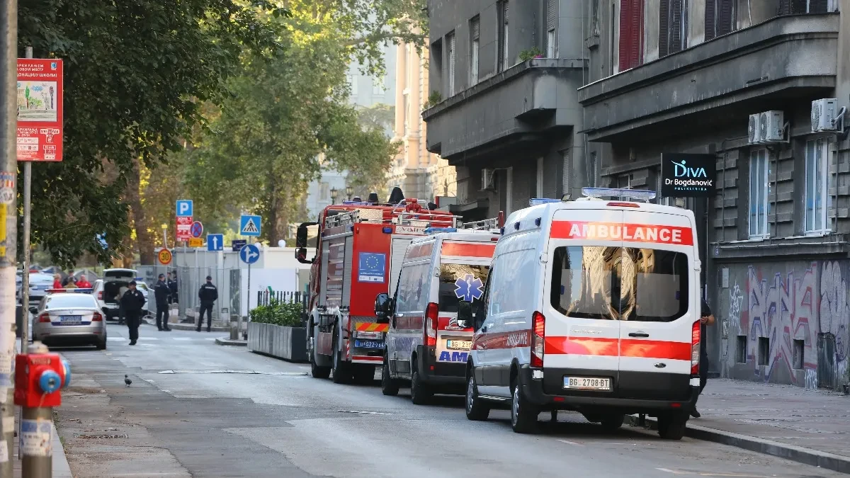 Užas u Zemunu: Građevinski blokovi pali na dvoje djece tokom igre