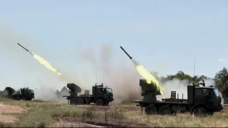 Na Pasuljanskim livadama gađanje iz ratne tehnike, prisustvuju zvaničnici Srpske i Srbije (FOTO/VIDEO)