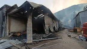 Istražuje se uzrok požara u Ribniku, oglasila se policija 