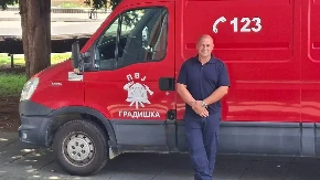 Dimnjačaru Iliji ne smetaju tropske temperature: Pravo je vrijeme za čišćenje dimnjaka 