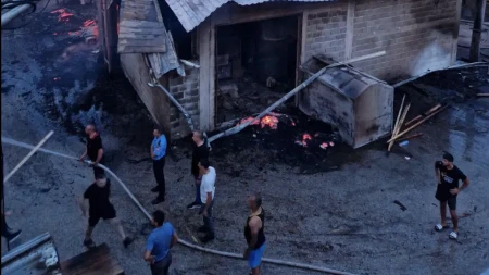 Ribnik: Izgorio poslovni objekat, devet osoba završilo u Domu zdravlja