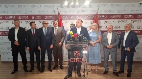 SNSD saopštava imena kandidata za izbore 2. jula