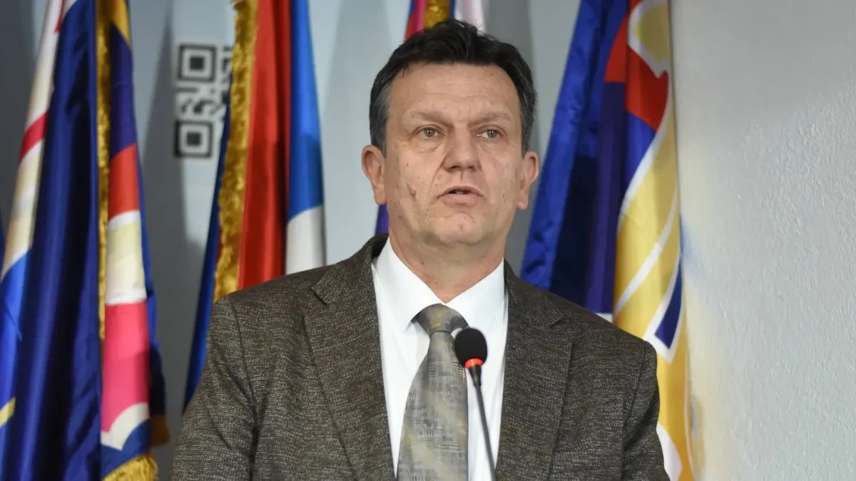 Blanuša stao uz Cvijanovićevu: Bećirović i Komšić udruženo preglasavaju, sprema se žestok odgovor iz Srpske