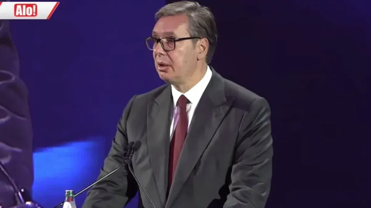 Vučić stigao u Tivat, učestvuje na Samitu EU - Zapadni Balkan