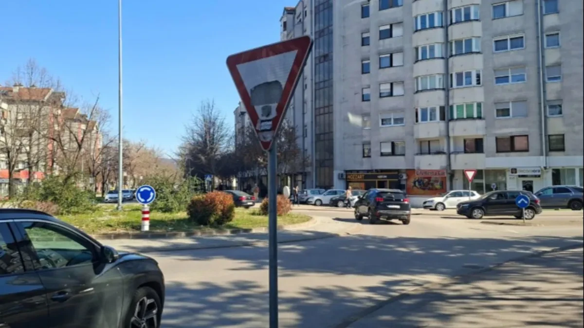 Crna tačka u Banjaluci: Koja je najopasnija kružna raskrsnica u gradu? (VIDEO)