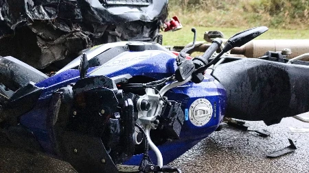 Saobraćajna nezgoda kod Glamoča: Motociklista teško povrijeđen