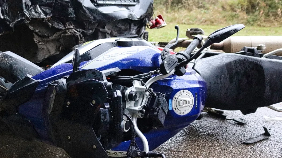 Saobraćajna nezgoda kod Glamoča: Motociklista teško povrijeđen