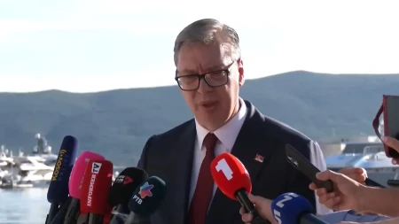 Vučić u Tivtu: Zašto bih podnio ostavku ako Crna Gora uđe u EU prije Srbije?
