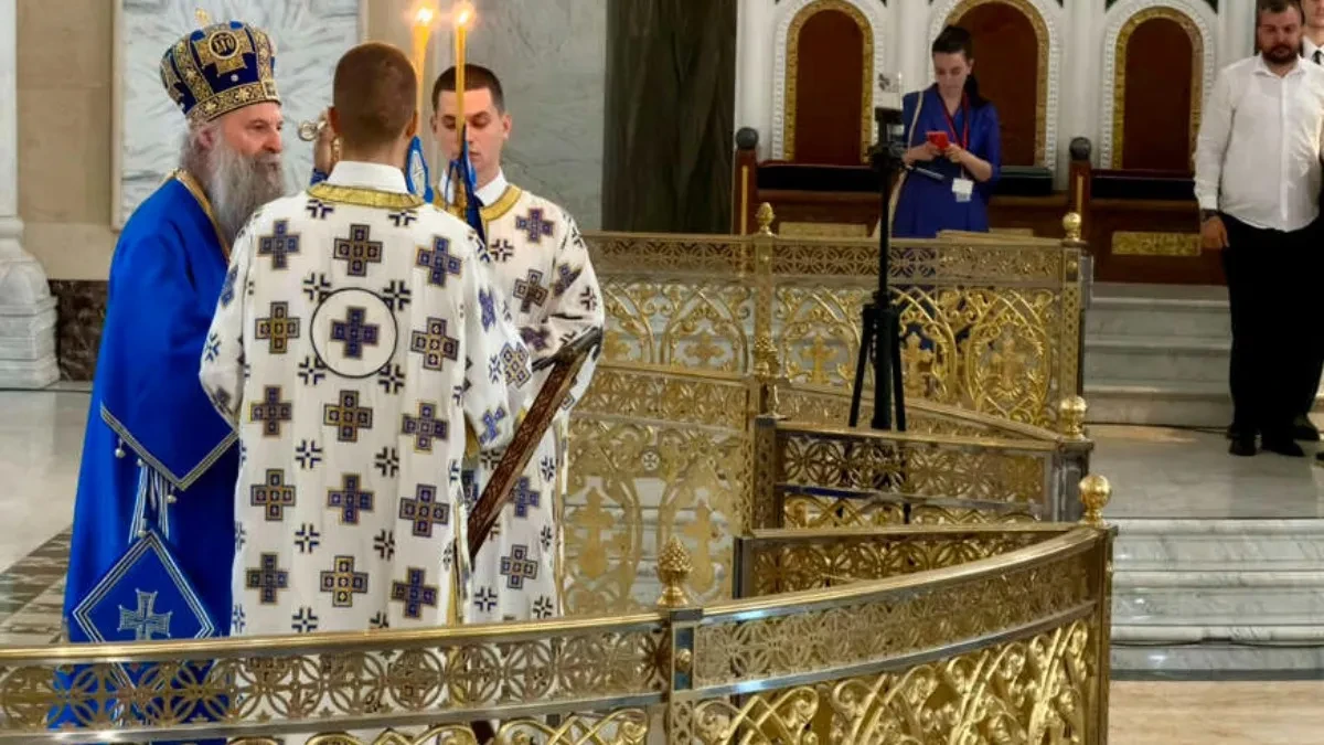 Patrijarh Porfirije: Časni pojas odlazi, njegov blagoslov ostaje