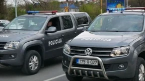 Pucnjava u Banovićima: Muškarac ubijen, žena povrijeđena
