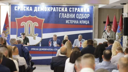 Potres u opoziciji: SDS za fuziju sa PSS-om i Stanivukovića za kandidata
