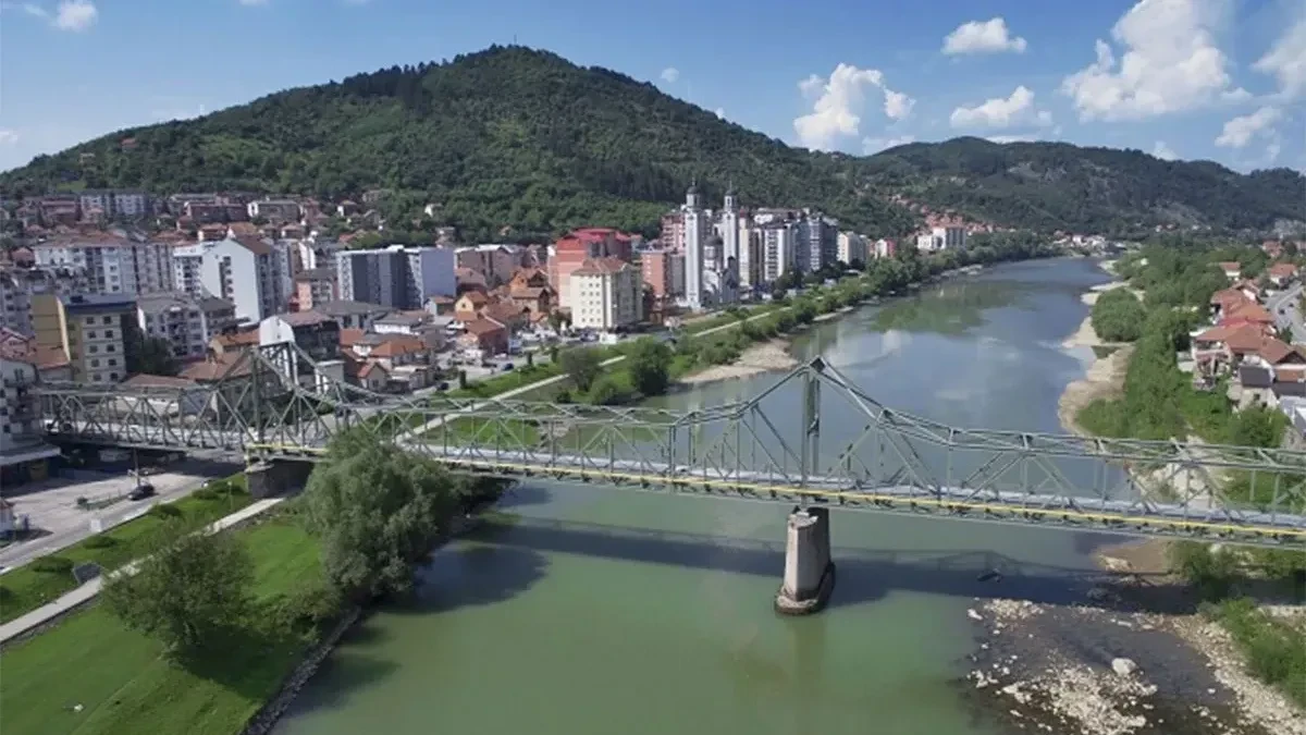 Zvornik: Muškarac povrijeđen u fizičkom napadu, policija uhapsila i pijanog vozača