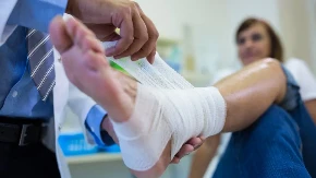 Kolektivno osiguranje radnika u RS: Zakon jasan, ali mnogi za "zaboravljene" polise saznaju nakon povrede na radu