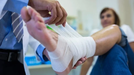 Kolektivno osiguranje radnika u RS: Zakon jasan, ali mnogi za "zaboravljene" polise saznaju nakon povrede na radu