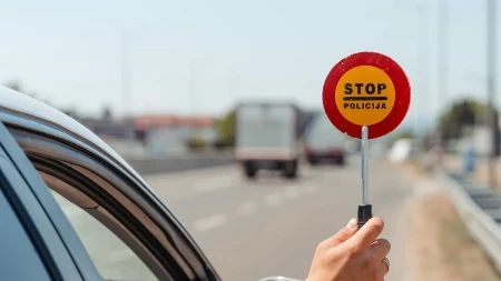 U junu u Srpskoj evidentirano 268 slučajeva obijesne vožnje