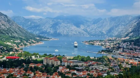 Neprijatno iskustvo u Crnoj Gori: Marija papreno platila ležaljke, pa morala da napusti plažu zbog jedne stvari