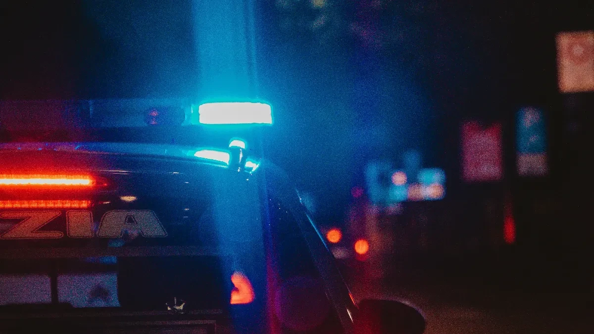 Teška saobraćajna nesreća kod Tuzle: Tri osobe povrijeđene u sudaru dva automobila