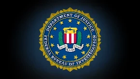 Pronađena beba u toaletu na muzičkom festivalu: FBI raspisao potjernicu i nudi debelu nagradu za ubicu