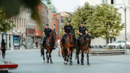 Konjica Žandarmerije prošetala Banjalukom