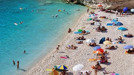 Bebe na plaži bez kupaćeg kostima: Zabluda u koju vjeruju mnogi roditelji