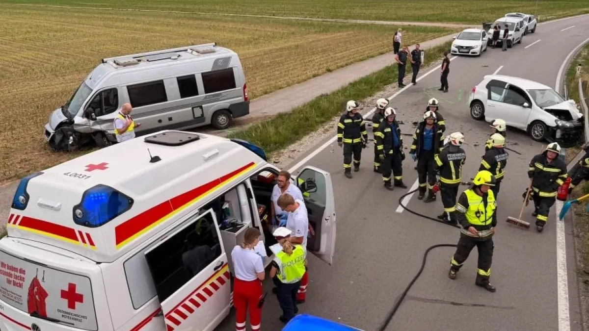 Djevojka (20) iz BiH se direktno sudarila sa kamperom