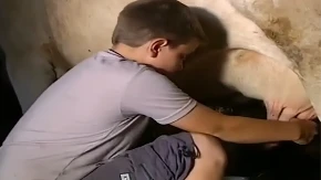 Zbog njega je prije 17 godina plakao Balkan: Mali Milija je sa samo 12 godina vodio domaćinstvo, a evo kako danas izgleda i živi ovaj hrabri momak