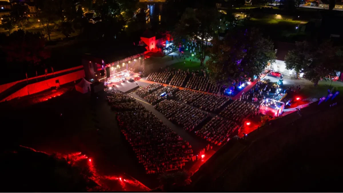 Sve je spremno za muzičku čaroliju pod otvorenim nebom