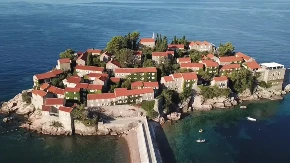 Sveti Stefan ponovo otvoren: Jedan od najluksuznijih hotela na Mediteranu dočekuje goste