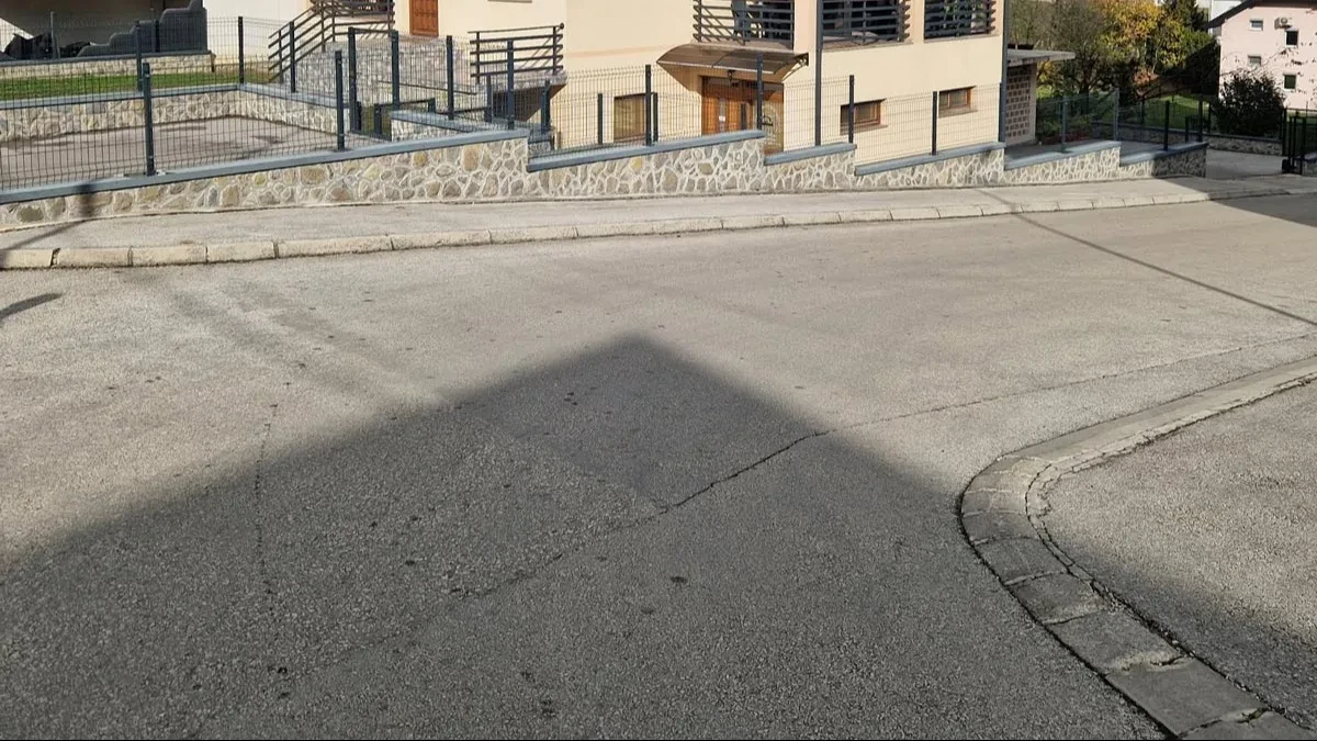 Velika Kladuša izuzima 13 parcela za izgradnju Kozaračke ulice: Opština će izvršiti otkup od 20 vlasnika