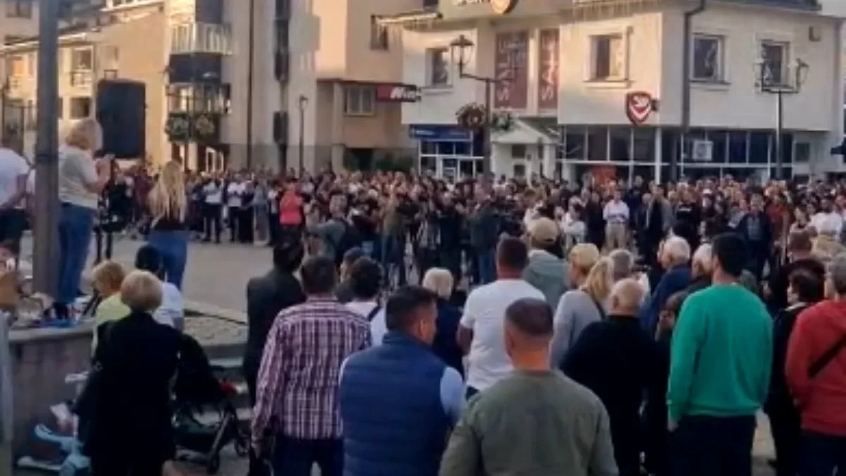 Protest na Palama zbog premlaćivanja omladine (VIDEO)