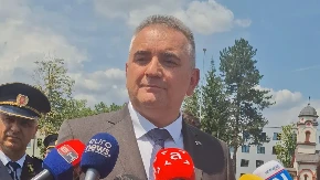 Premijer Minić o neuspješnoj smjeni Nedeljka Eleka: Nemam pojma o tome, bavim se lijepim stvarima (VIDEO)