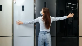 Japanci napravili „frižider za ljude“ koji radnike spašava od toplotnog udara