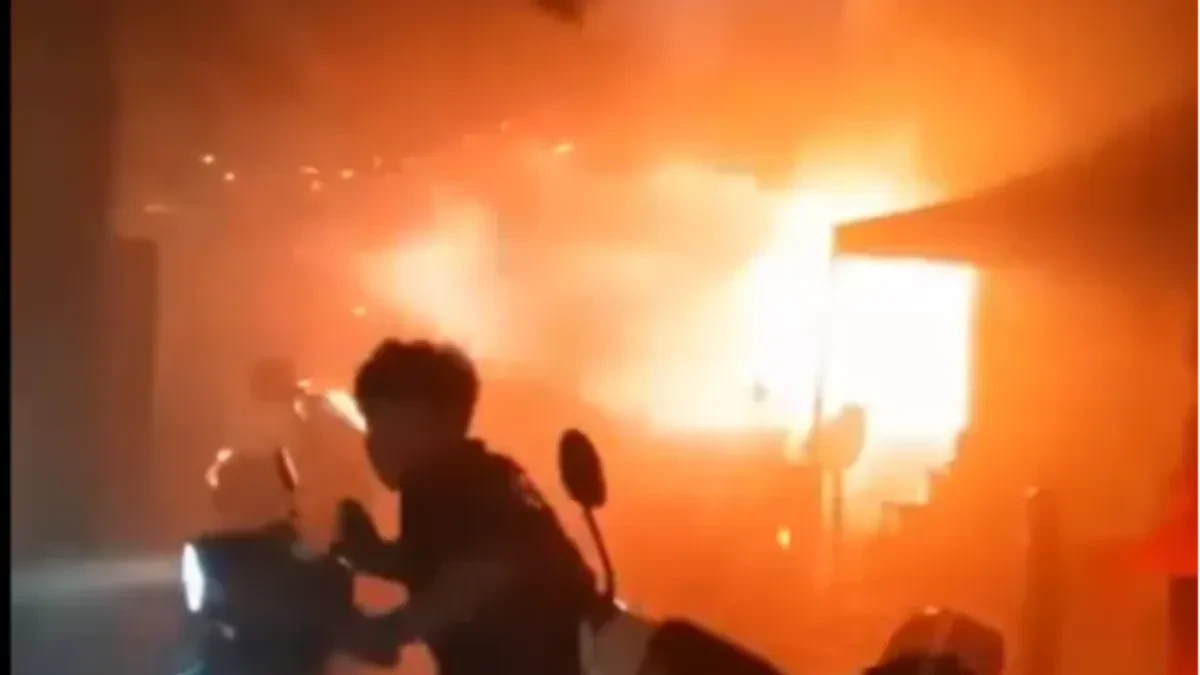 Osam ljudi, uključujući šestoro djece, nađeno mrtvo u požaru u kući