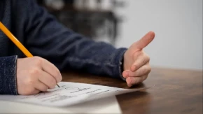 Optužen tinejdžer iz Livna: Prepisivao na popravnom ispitu, pa zaprijetio profesoru