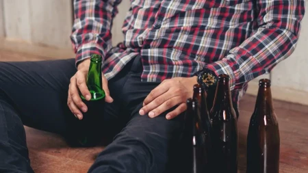 Bizaran incident u Rusiji: Pijani muškarac ušao u tuđi stan preko vodovodne cijevi