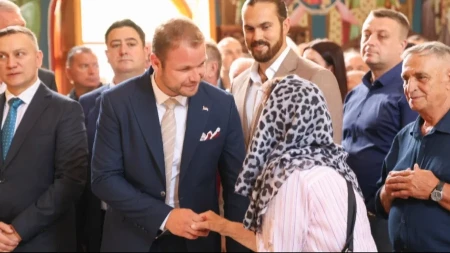 Stanivuković prisustvovao obilježavanju krsne slave manastira Sabora Svetog arhangela Gavrila