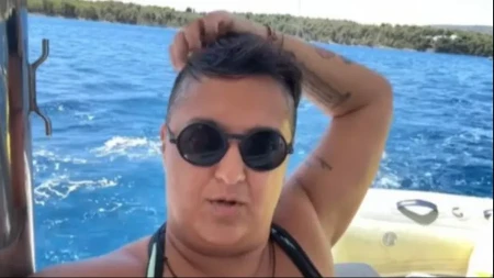 Drama na ljetovanju Marije Šerifović: Jedrilicu nosili talasi, sin završio na rendgenu