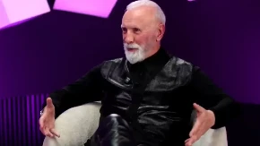 Dino Merlin o teškom odrastanju: “Otac nas je ostavio, a majka radila sve da od nas napravi ljude”