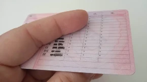 Planirate put u inostranstvo: Detaljan spisak zemalja koje priznaju vozačku dozvolu iz BiH