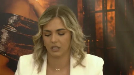 Tuga pogodila porodicu Marijane Katić: Pjevačica slomljena od bola nakon gubitka voljene bake
