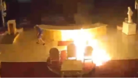 Muškarac benzinom zapalio oltar u Međugorju (VIDEO)