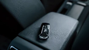 Sve više ljudi umotava ključeve od automobila i kartice u aluminijumsku foliju